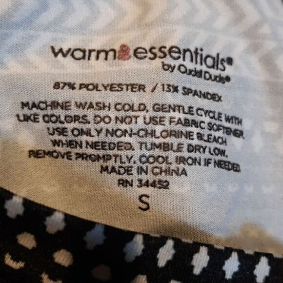 Warm Essentials,  longsleeve top. - Picture 6 of 7